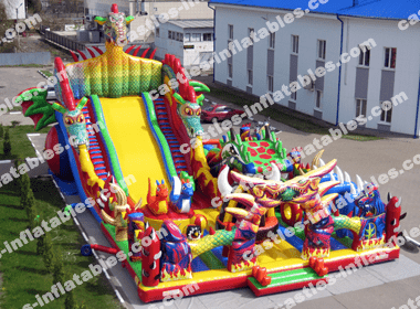 Inflatable playground 2 in 1 “Battle of Dragons 5”